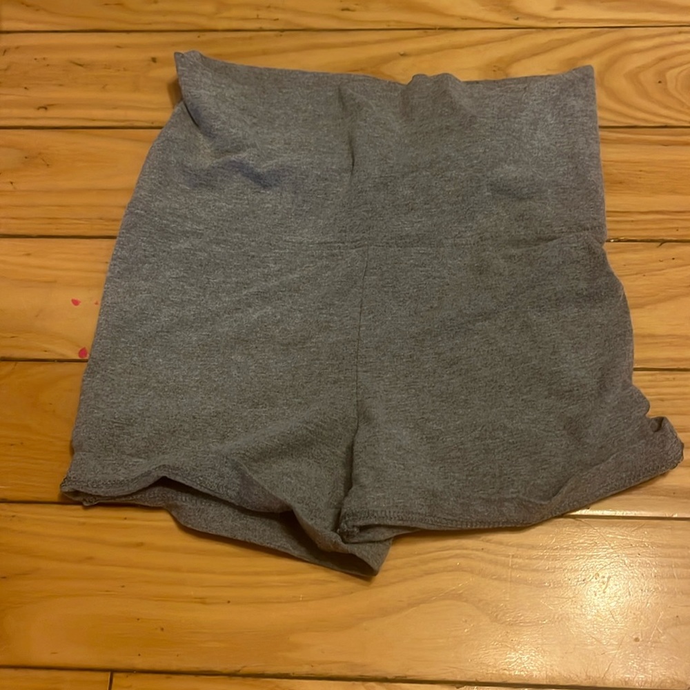 Danskin athletic shorts🤍